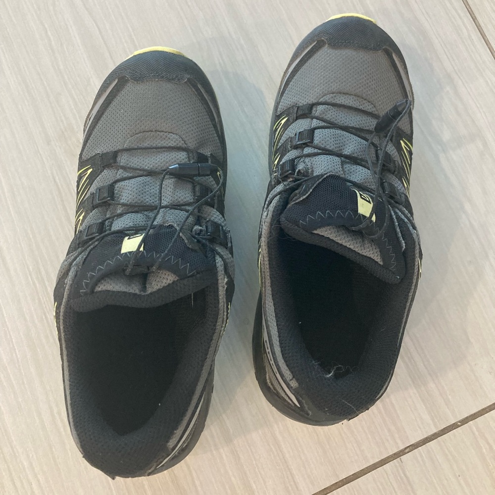 Junior Salomon hiking waterproof shoes